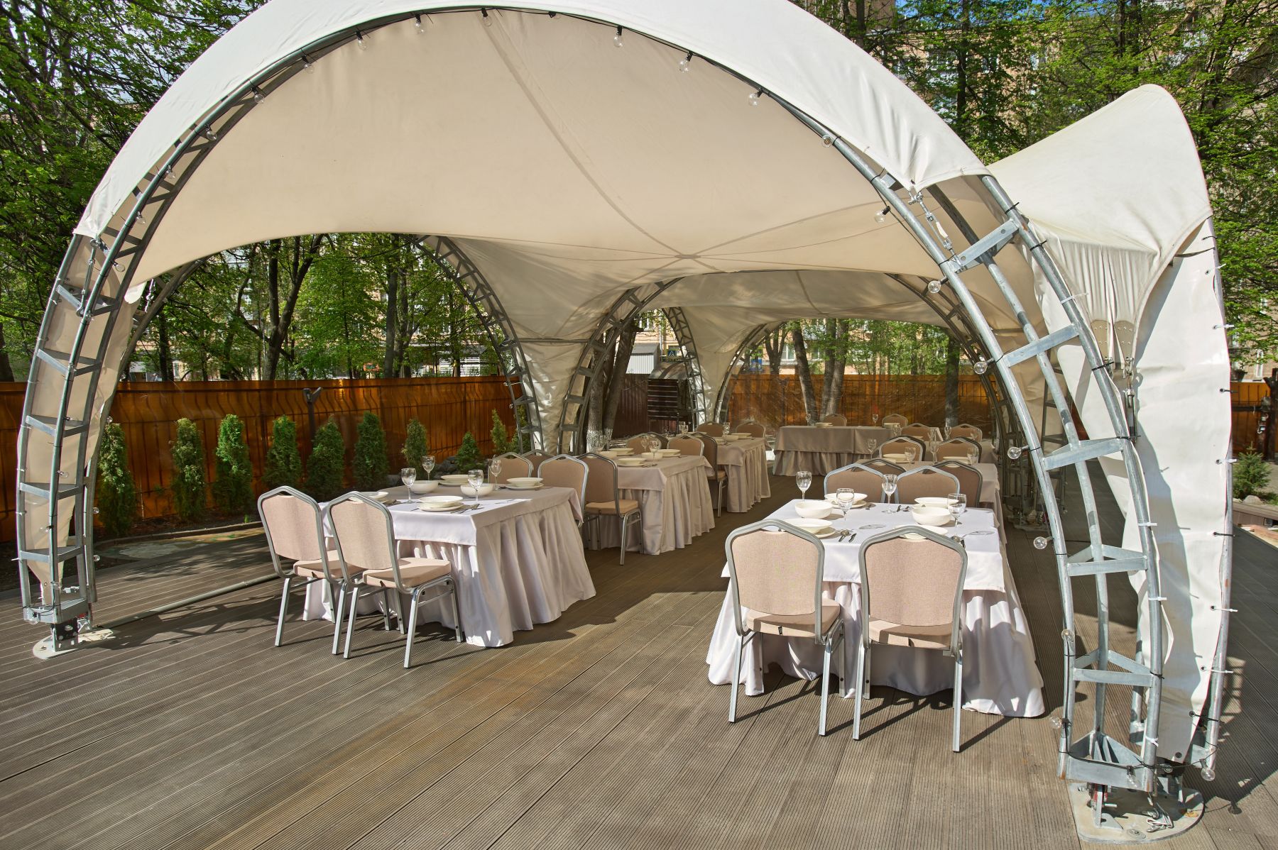 Летняя площадка «Ресторан и банкетный зал (Луна и Лотос)» – фото №5