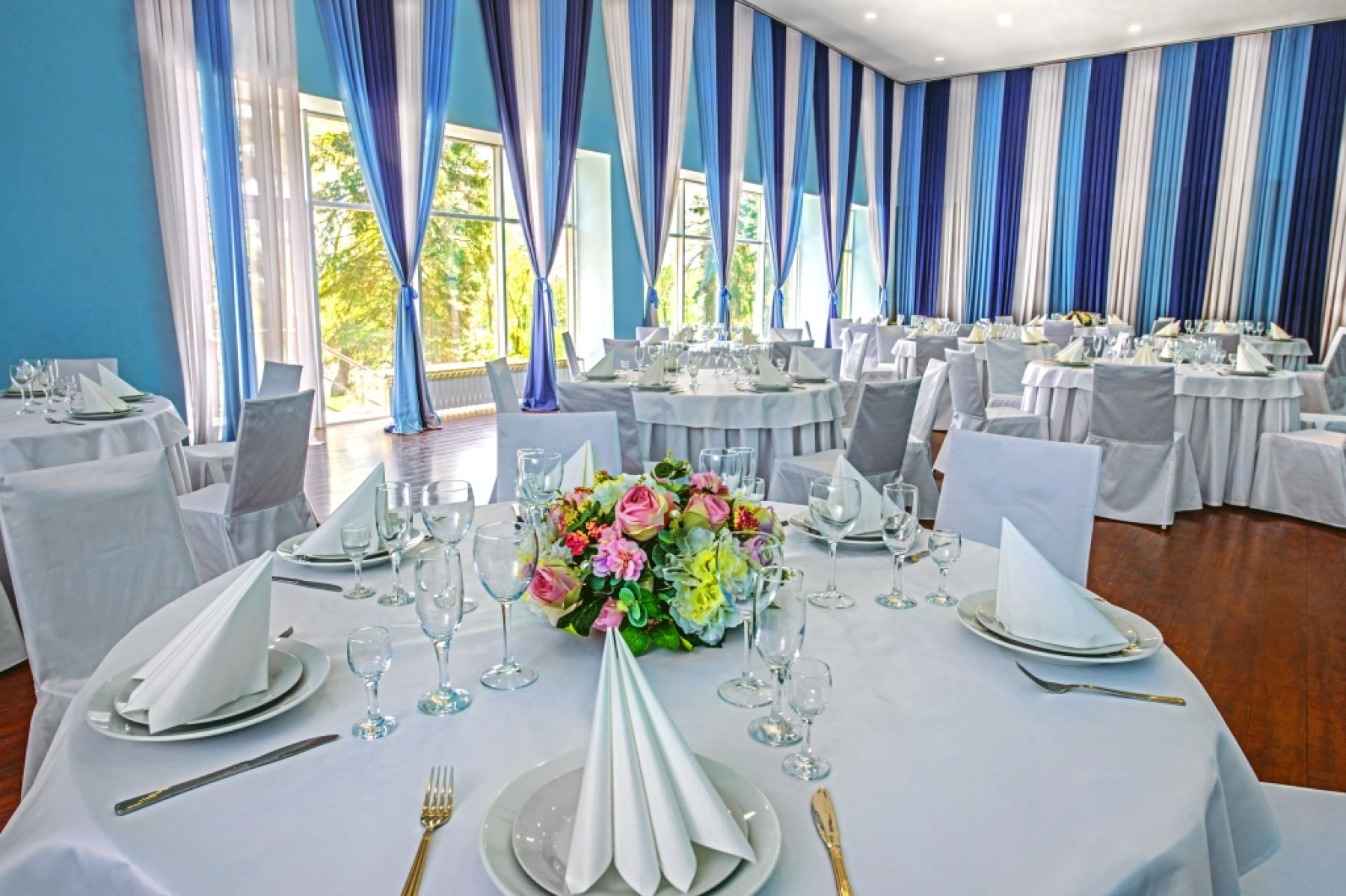 Ресторан, банкетный зал «Аренда ресторана "Старт" в Волгограде» – фото №3