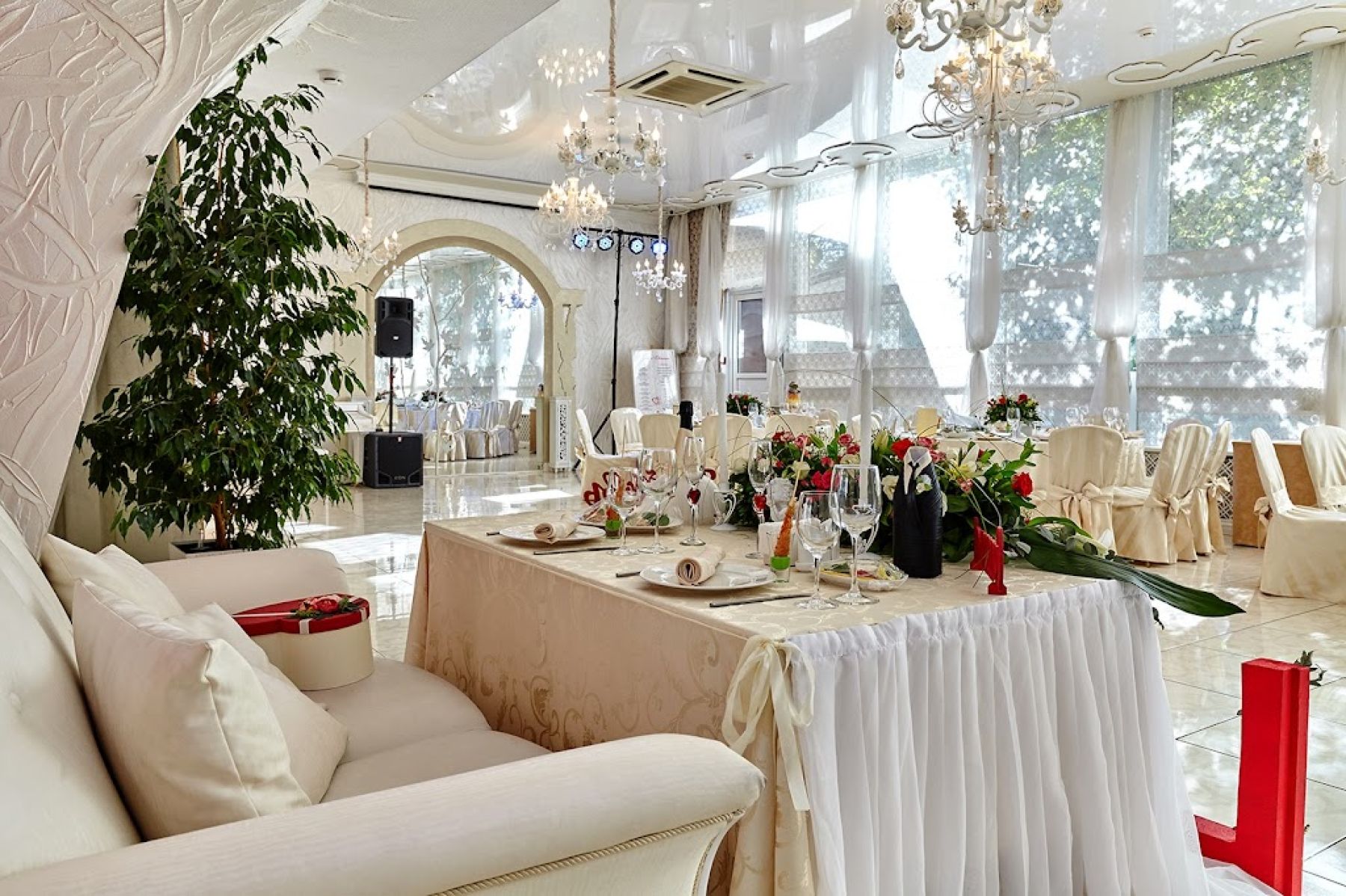 Ресторан, банкетный зал «Аренда ресторана "Екатерининский сад" в Краснодаре» – фото №4