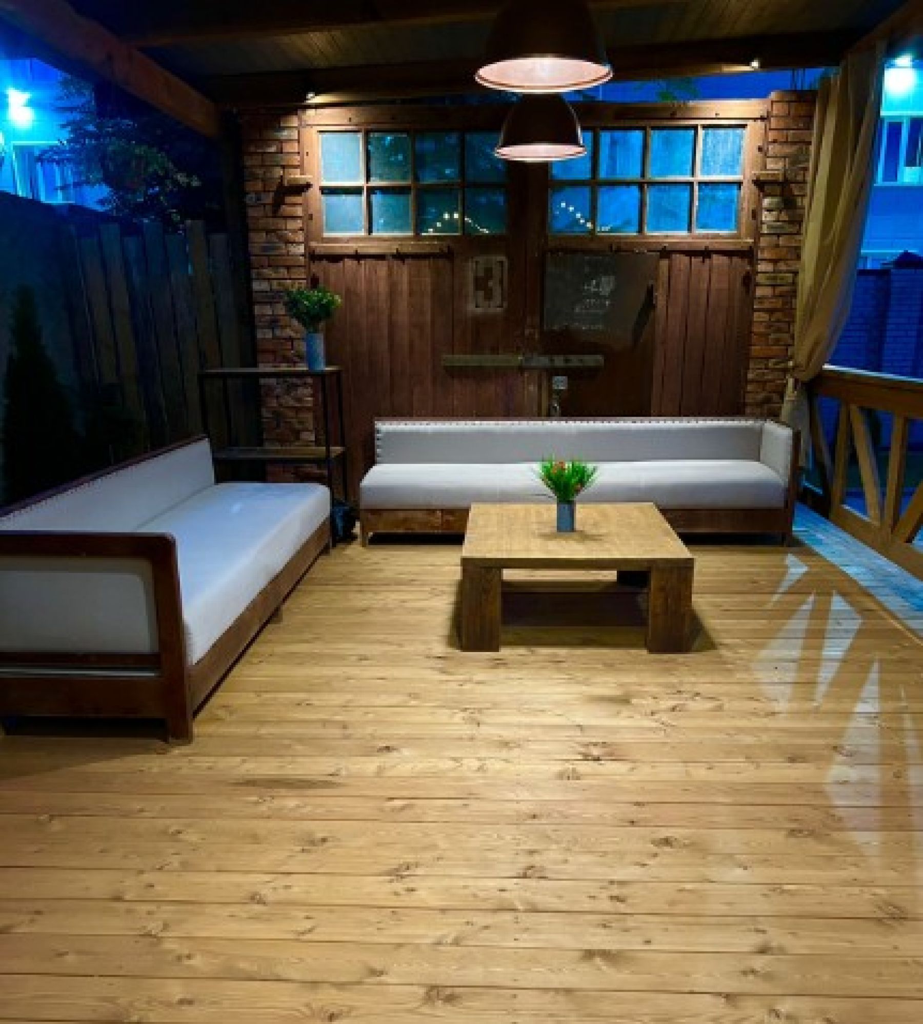 Ресторан, банкетный зал «Аренда ресторана Avrora rooms в Краснодаре» – фото №3