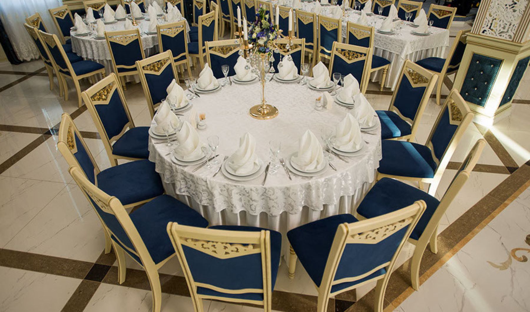 Ресторан, банкетный зал «Аренда ресторана Opera Palace в Краснодаре» – фото №2