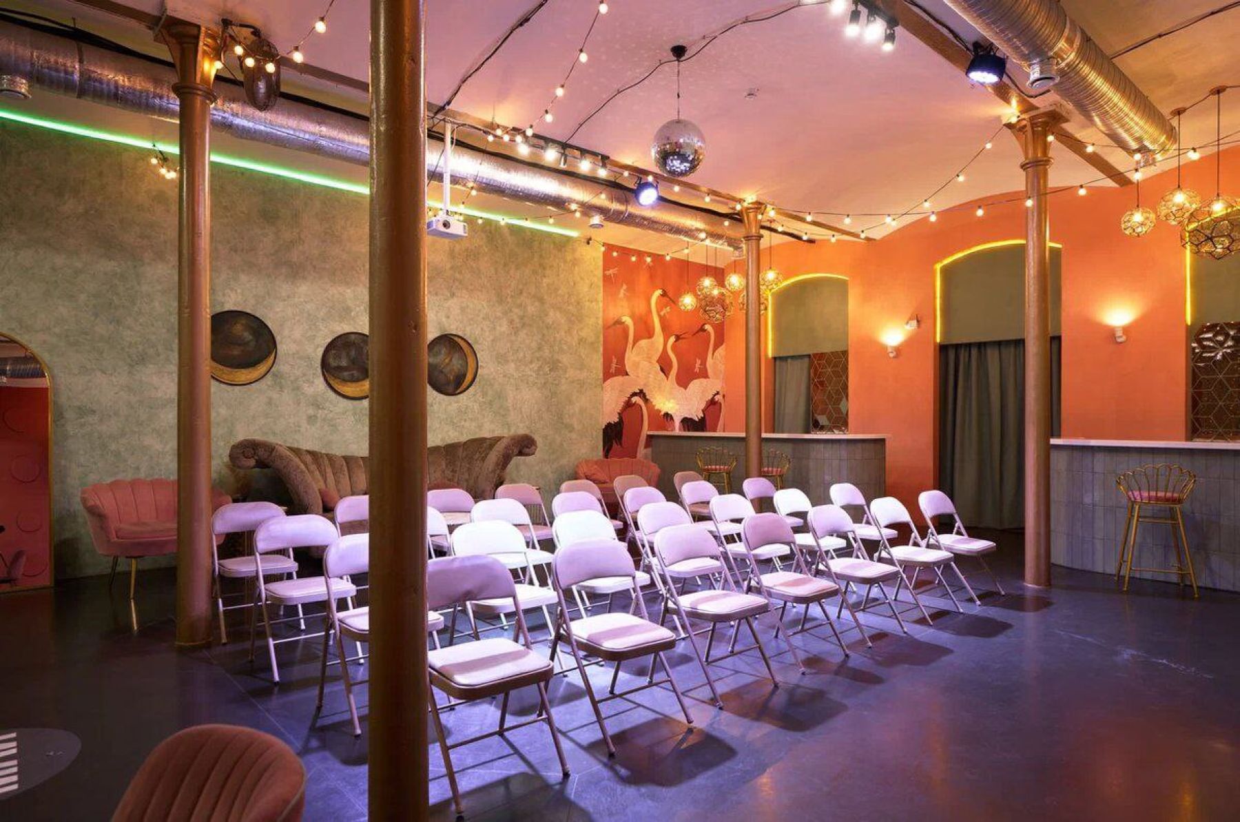 Конференц-зал «Просторный зал "МЕМФИС" для деловых мероприятий на Бауманской» – фото №2