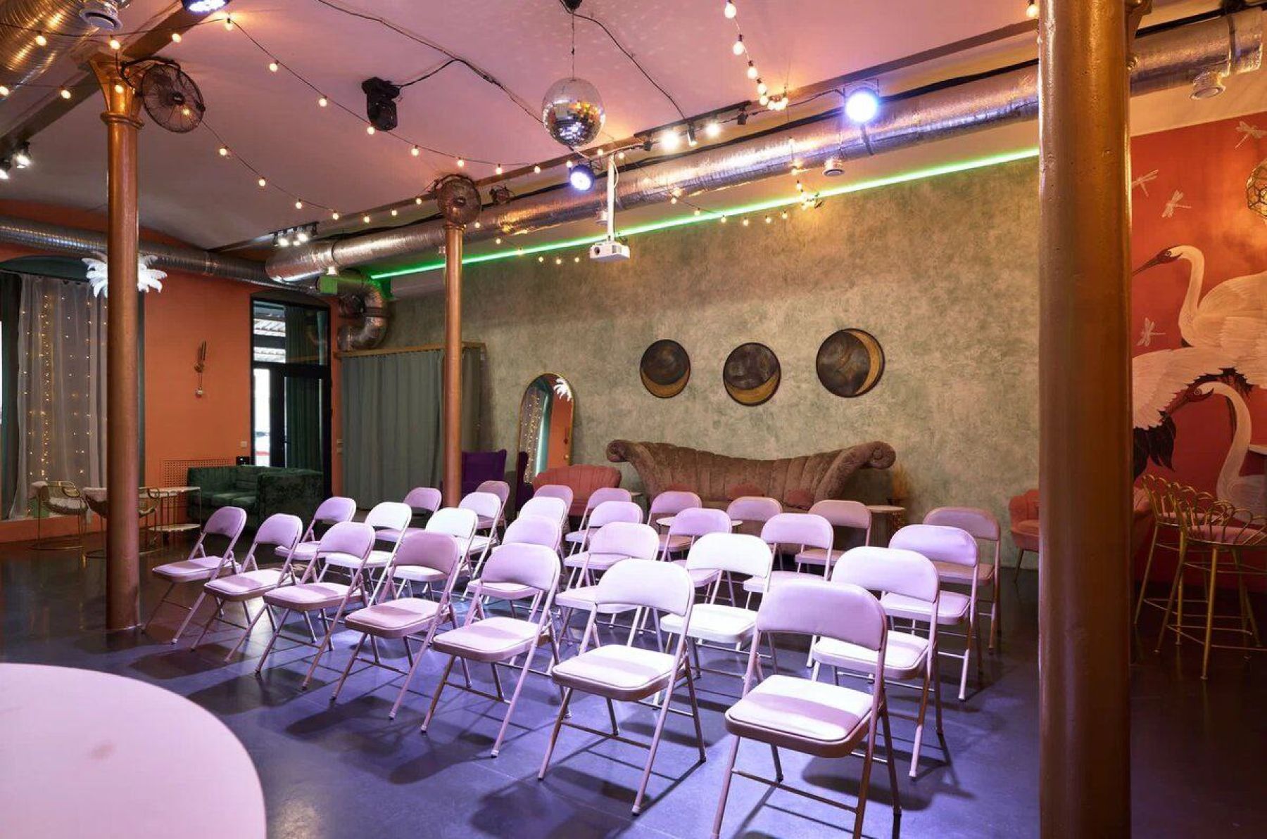 Конференц-зал «Просторный зал "МЕМФИС" для деловых мероприятий на Бауманской» – фото №4