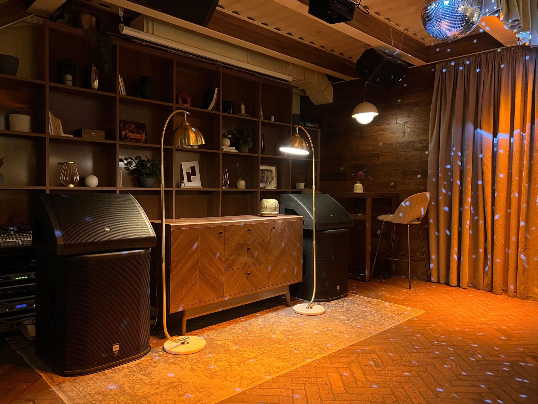 Лофт «Лофт АУДИЕНЦИЯ со своей верандой» – фото №4