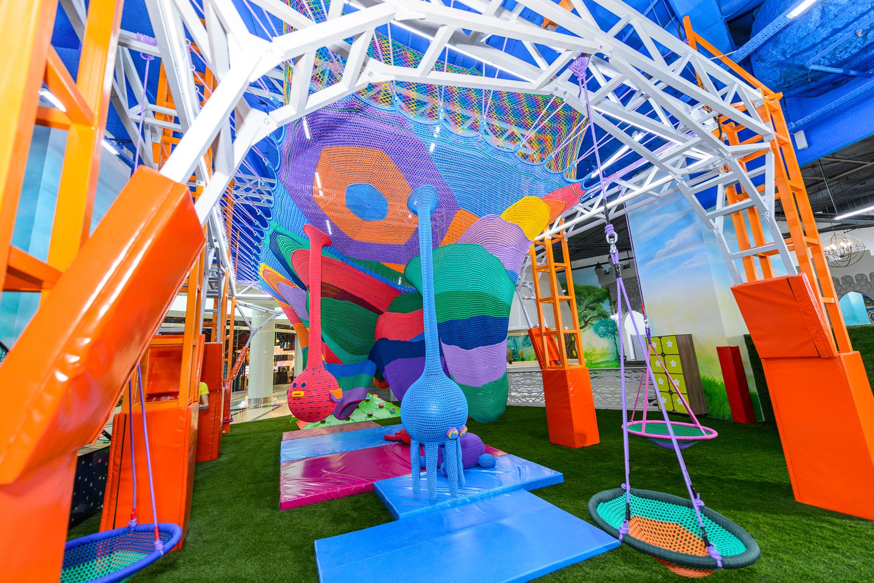 Ресторан, банкетный зал «Парк развлечений TeikaBoom с рестораном и банкетными залами в ТРЦ Ривьера» – фото №5