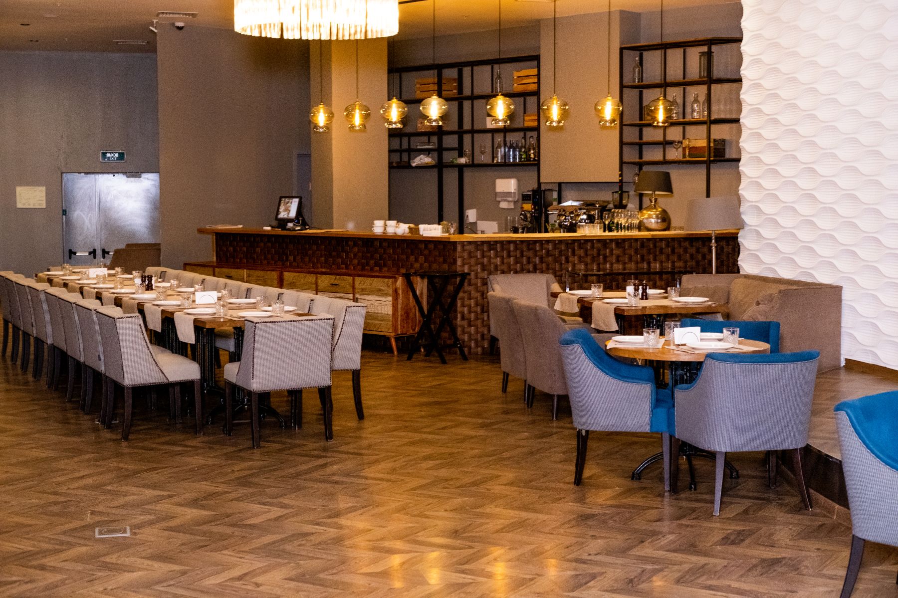 Ресторан, банкетный зал «Ресторан с игровой зоной TeikaBoom в ТРЦ Ривьера на Автозаводской» – фото №2