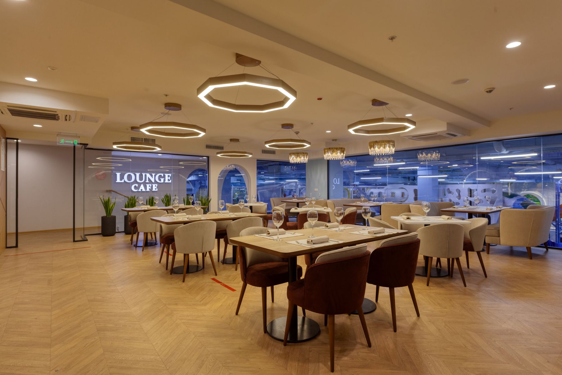 Ресторан, банкетный зал «Ресторан с игровой зоной TeikaBoom в ТРЦ Метрополис» – фото №4