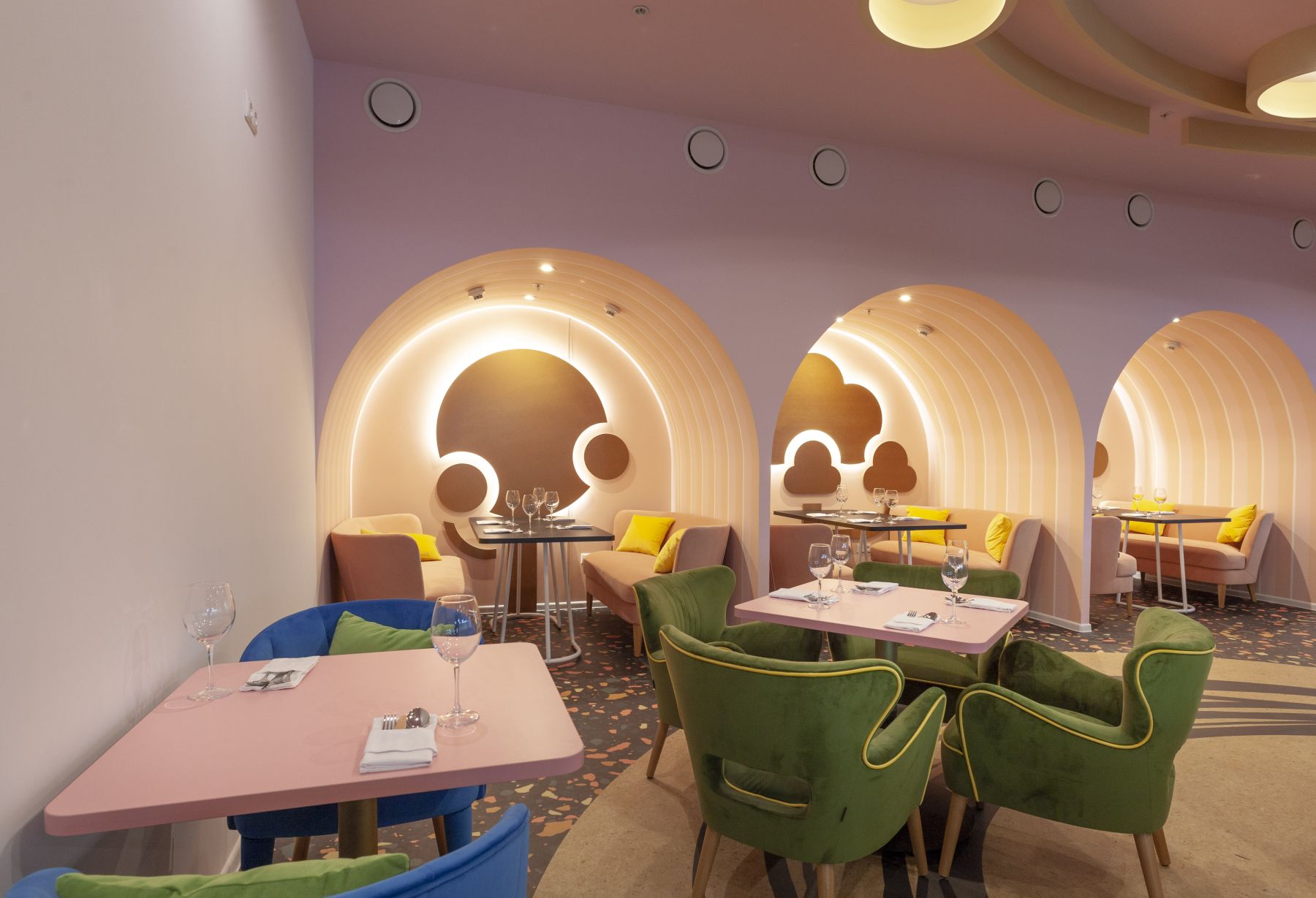 Ресторан, банкетный зал «Ресторан с игровой зоной TeikaBoom в ТРЦ Саларис» – фото №4