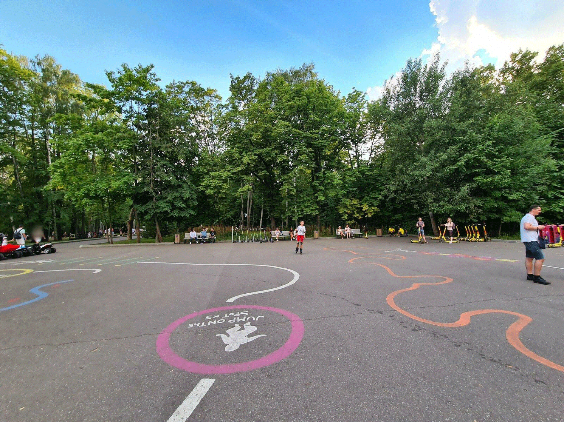 Летняя площадка «Грузинский сквер» – фото №4