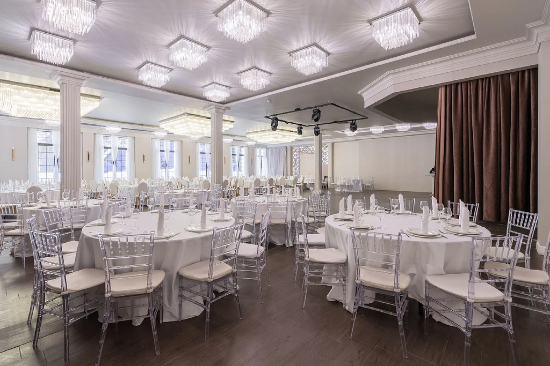 Ресторан, банкетный зал «Ресторан, банкетный зал» – фото №2